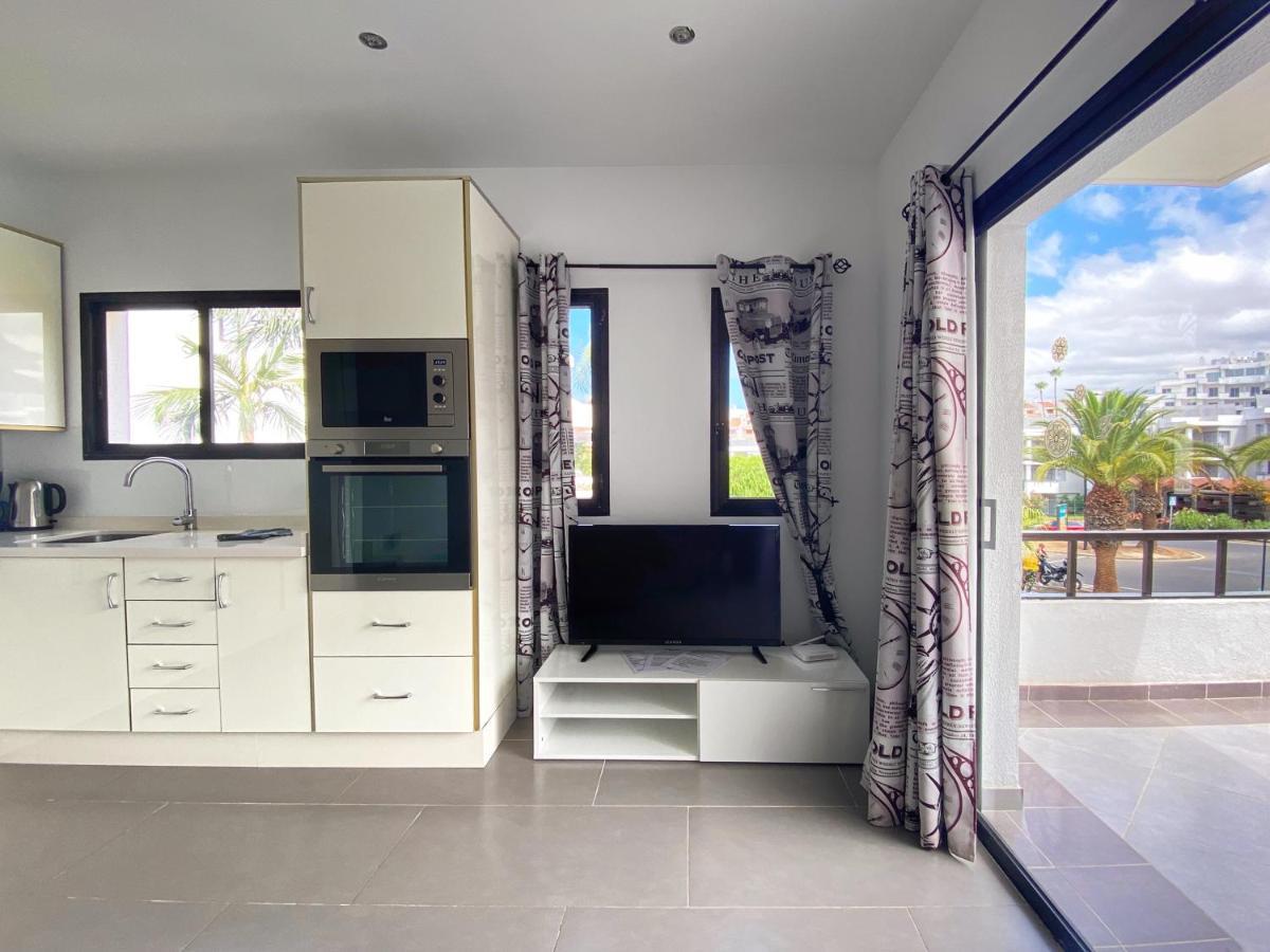 1 Bed Los Cristianos Near The Bus Station アロナ エクステリア 写真