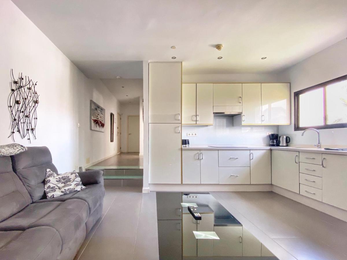 1 Bed Los Cristianos Near The Bus Station アロナ エクステリア 写真